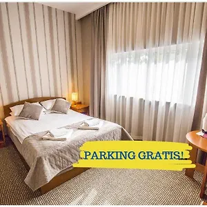 Otel Polonez ***